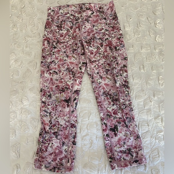 LULULEMON Leggings - Picture 2 of 6